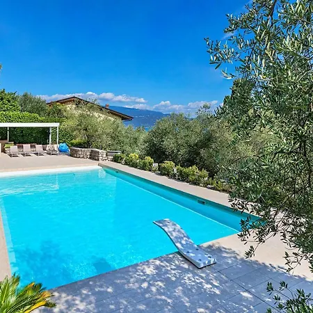 Mariavittoria * Gardone Riviera